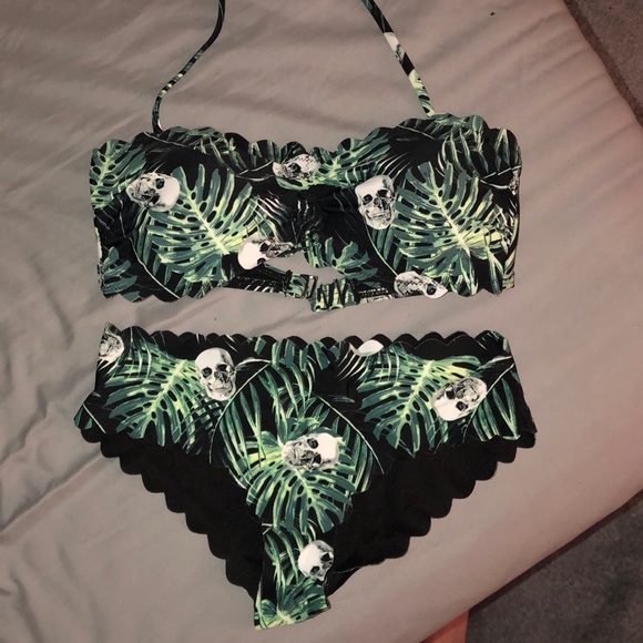 Hot Topic Other - Scull Bikini